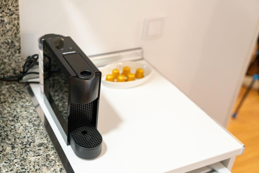 Encantador Apartamento Con Patio 马拉加 外观 照片