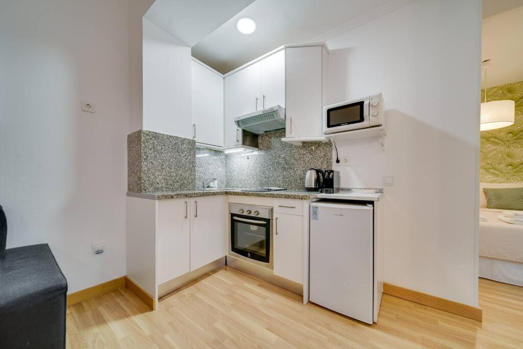 Encantador Apartamento Con Patio 马拉加 外观 照片